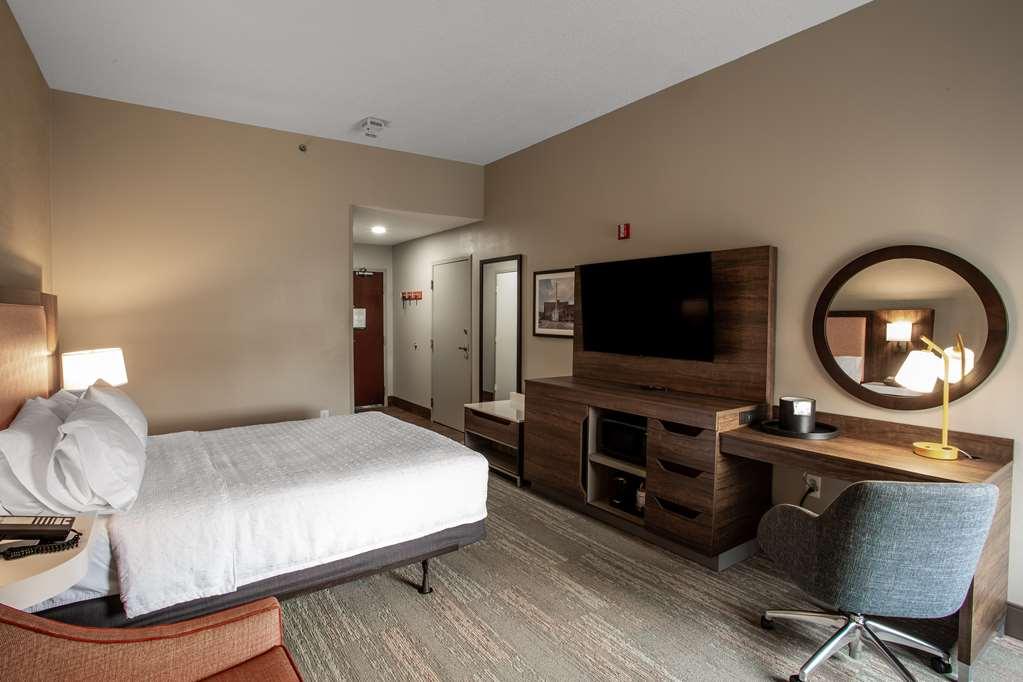 Hampton Hotel 3*