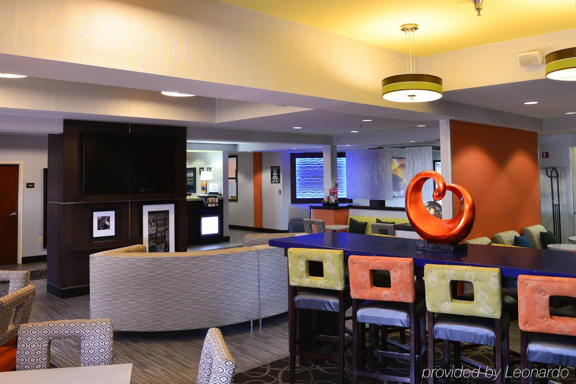 Hampton Hotel