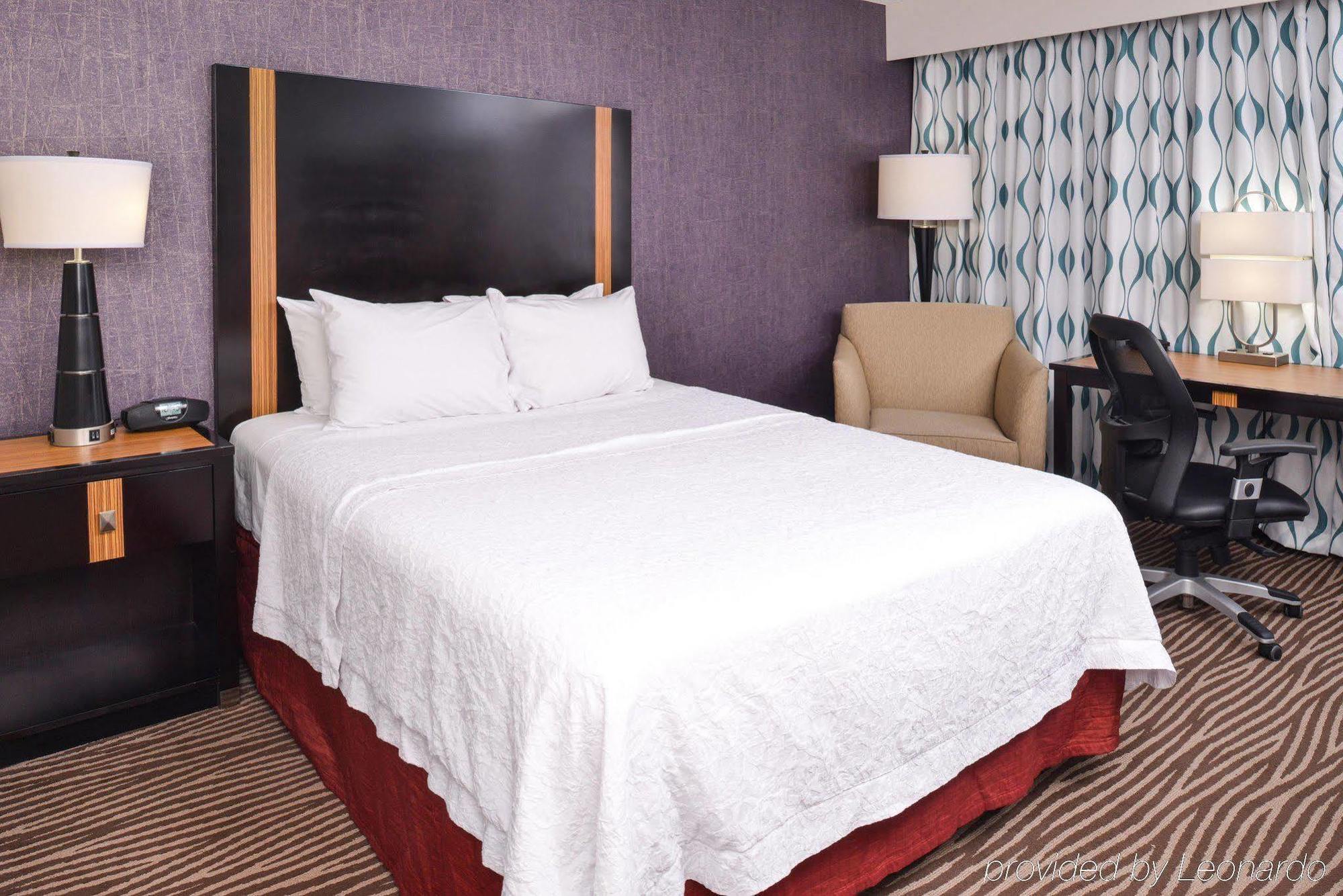 Hotel Hampton