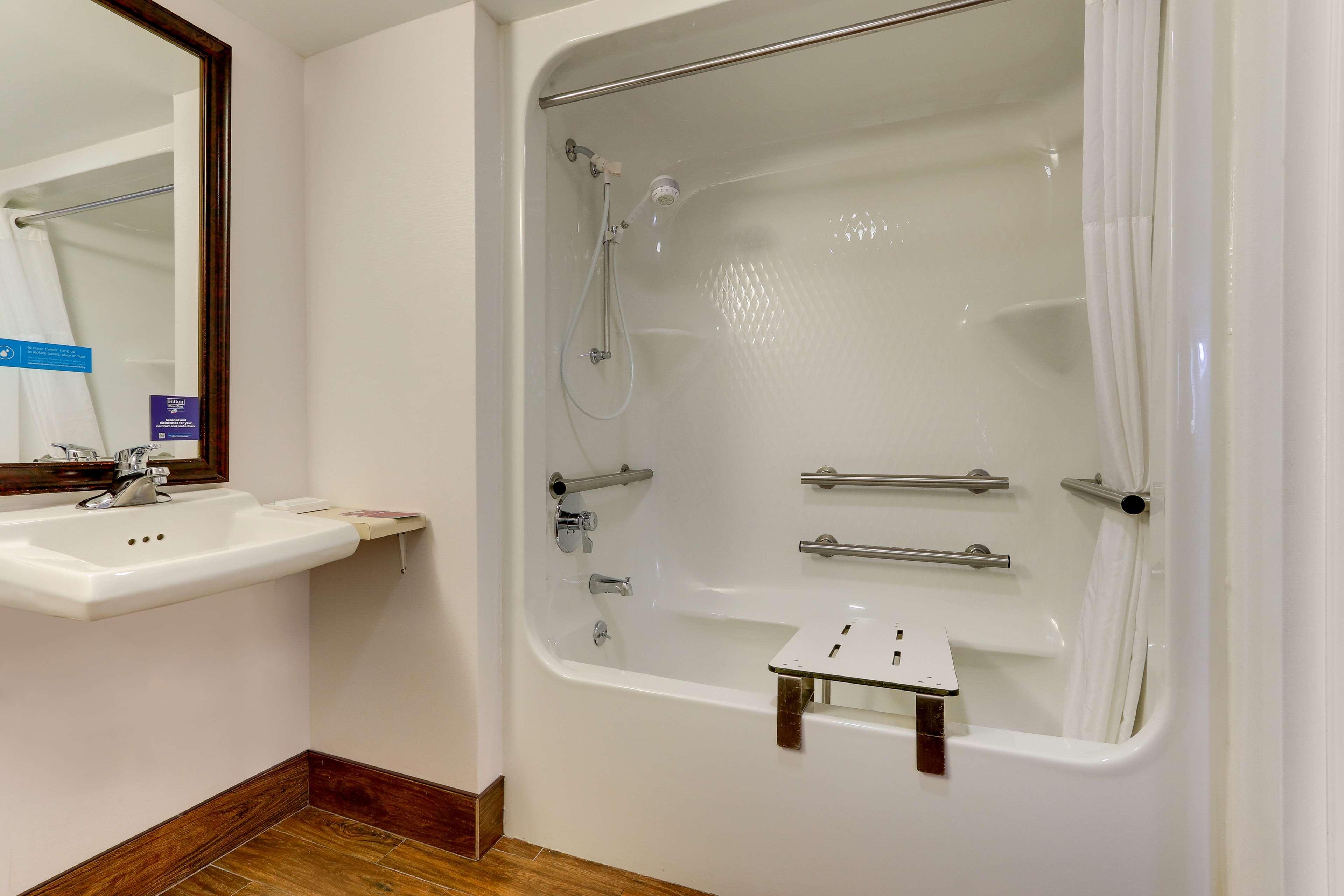 Hampton Hotel 3*